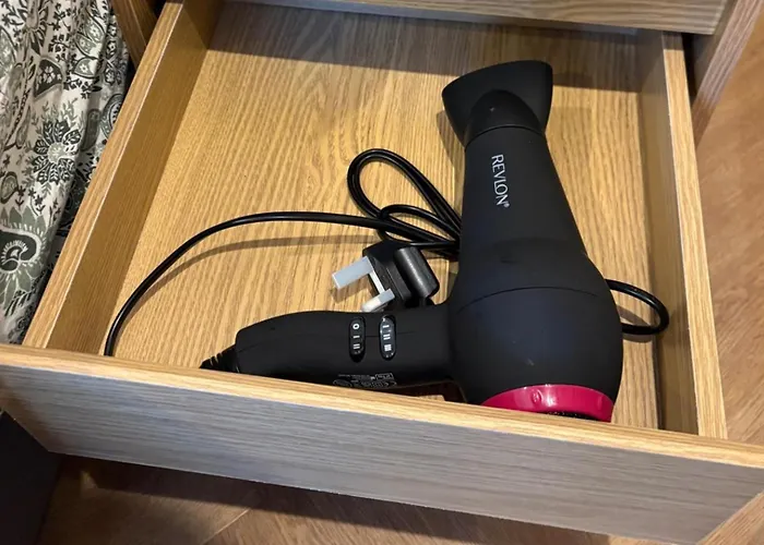 Luxury Apartment- Sleeps 2 -patio- Parking 아파트 *