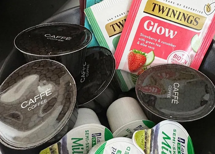 Luxury Apartment- Sleeps 2 -patio- Parking Bristol